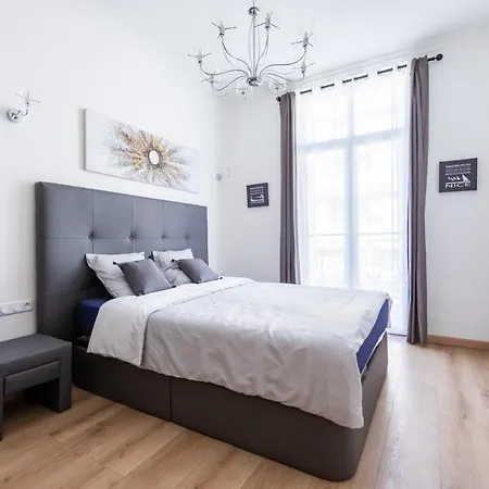 Διαμέρισμα Sunny And Modern Baquis Flat