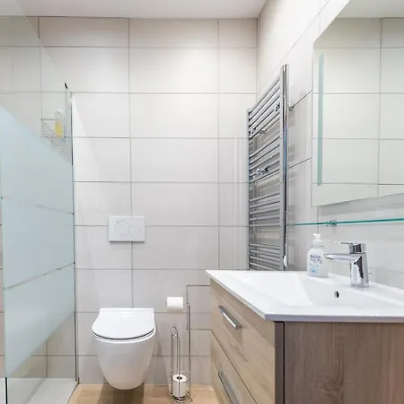 Sunny And Modern Baquis Flat Nizza