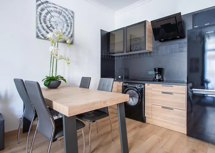 Apartmán Sunny And Modern Baquis Flat